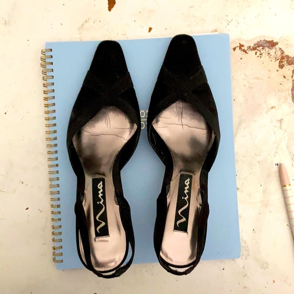 lightly used Nina 3” heels Genuine leather sole